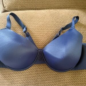 Vanity Fair Bra 44DD